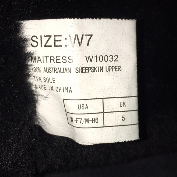 ⛔️SOLD⛔️Emu Maitress Black Tall Boot 7 EEUC - Picture 2 of 7